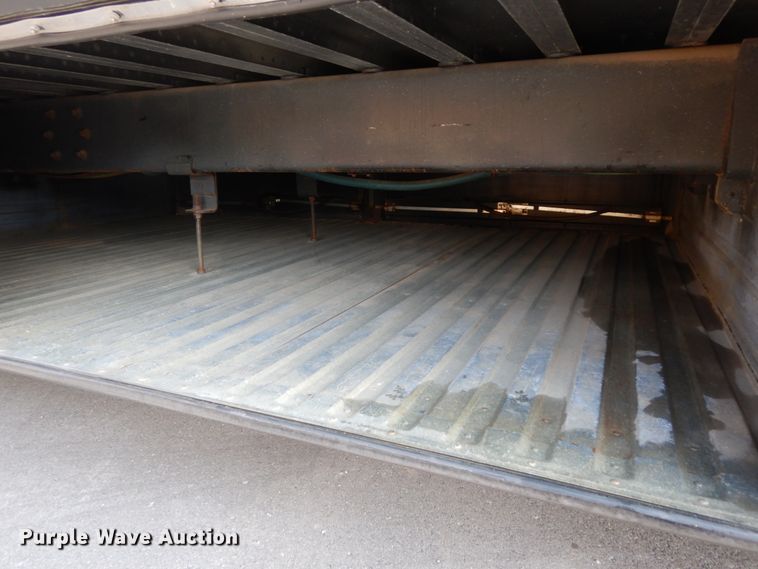 image for item DH6644 1995 Thomas Built Saf-T-Liner  school bus