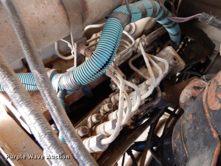 image for item DH6644 1995 Thomas Built Saf-T-Liner  school bus