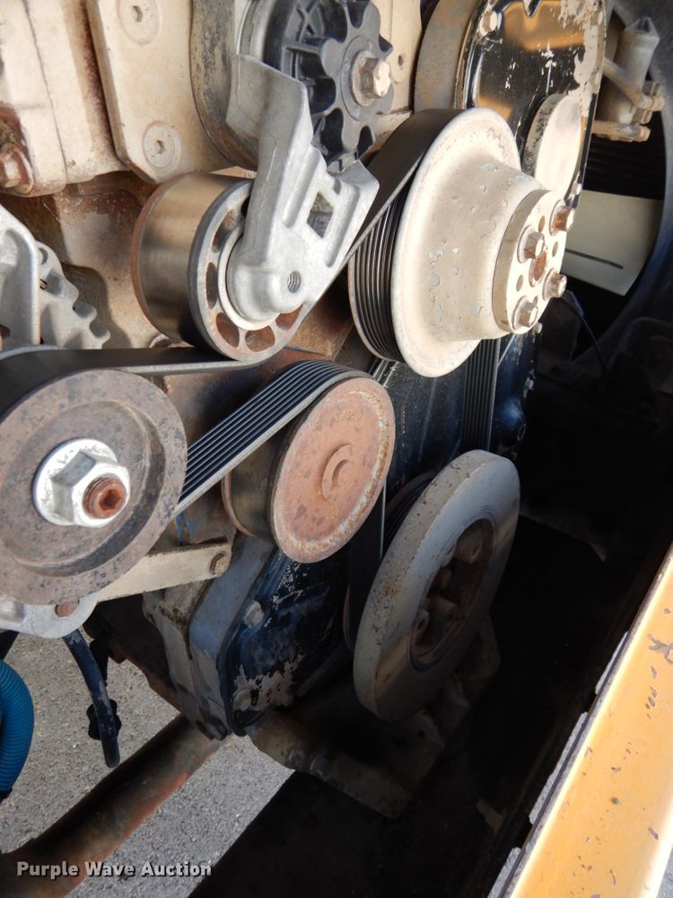 image for item DH6644 1995 Thomas Built Saf-T-Liner  school bus