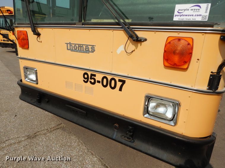 image for item DH6644 1995 Thomas Built Saf-T-Liner  school bus