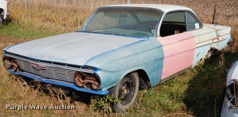 image for item DH6692 1961 Chevrolet Impala  Sport Coupe