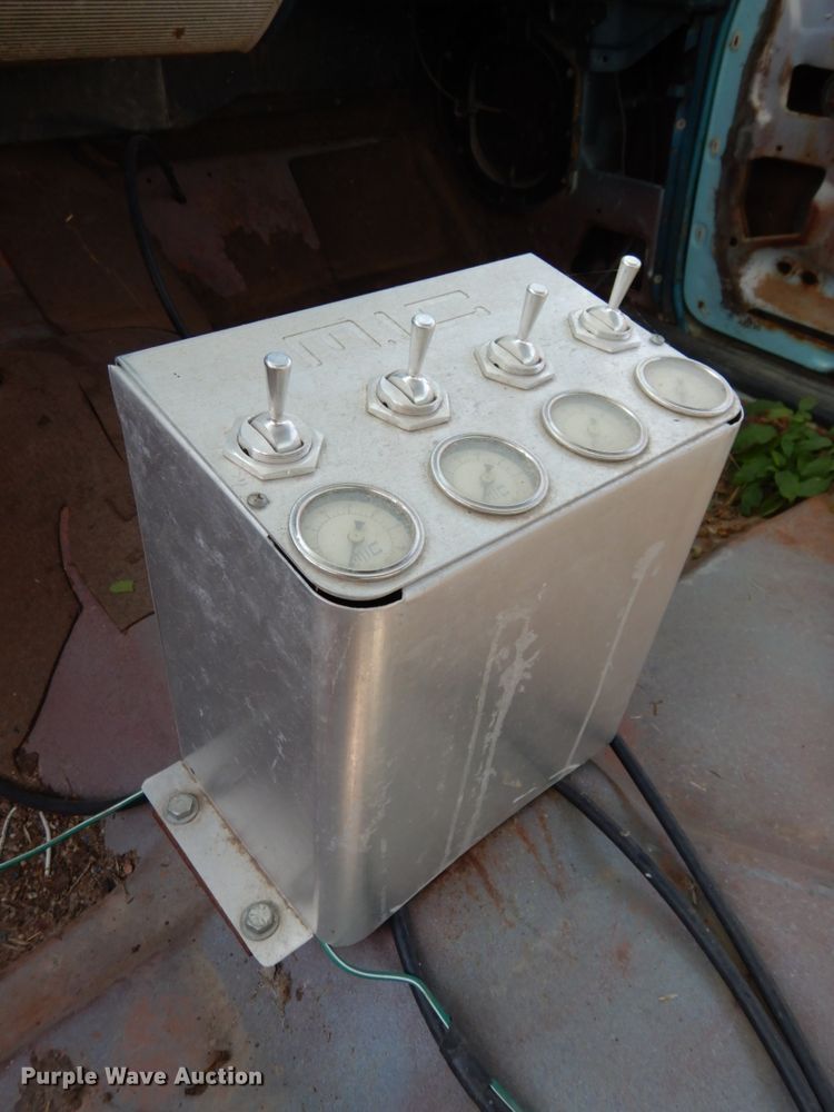 image for item DH6692 1961 Chevrolet Impala  Sport Coupe