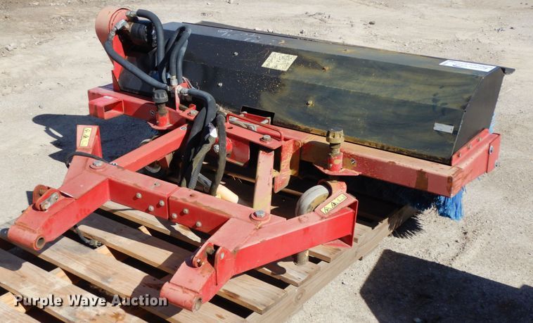 image for item DH6696 Toro Groundmaster broom