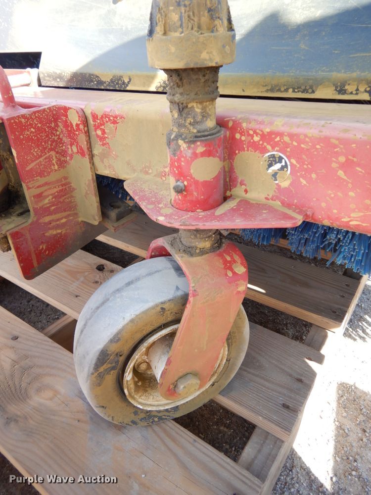 image for item DH6696 Toro Groundmaster broom