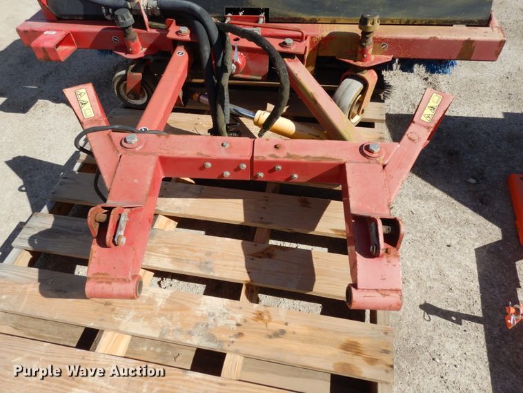 image for item DH6696 Toro Groundmaster broom