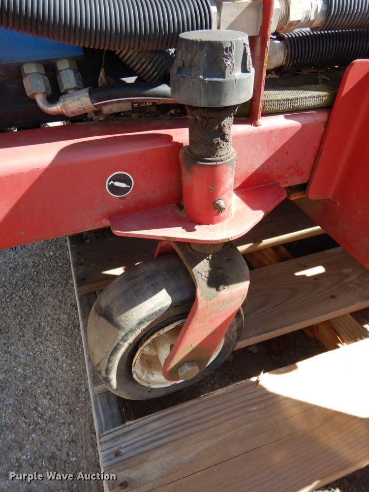 image for item DH6696 Toro Groundmaster broom