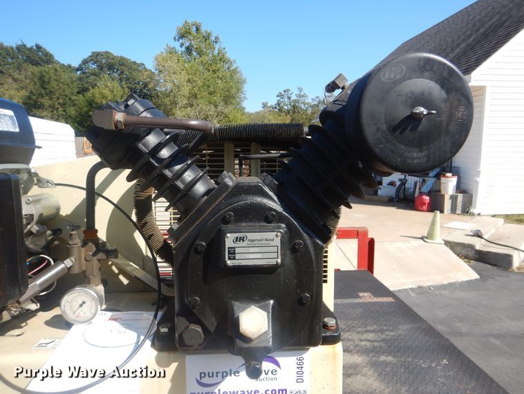 image for item DI0466 Ingersoll Rand 2475  air compressor