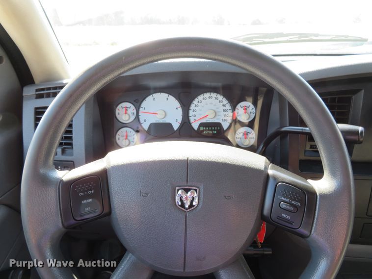 image for item DI3755 2008 Dodge Ram 5550HD  utility truck