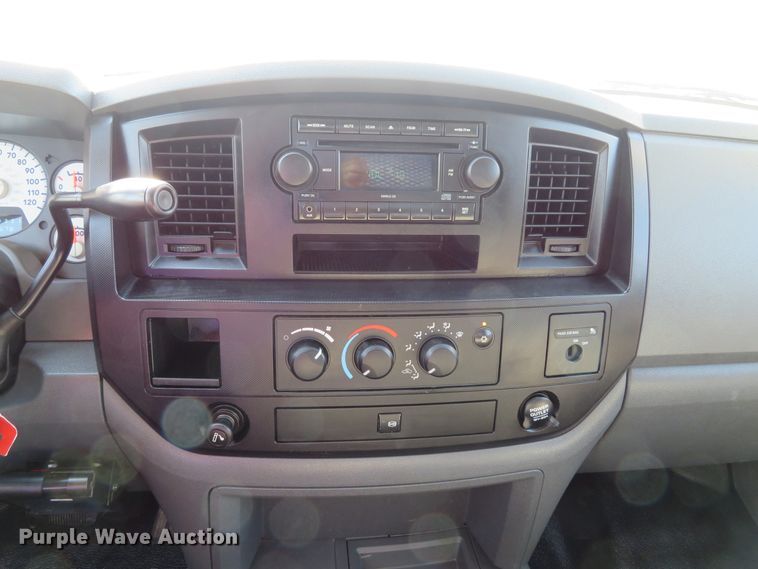 image for item DI3755 2008 Dodge Ram 5550HD  utility truck