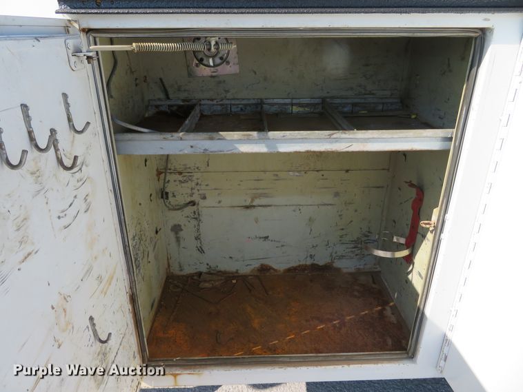 image for item DI3755 2008 Dodge Ram 5550HD  utility truck