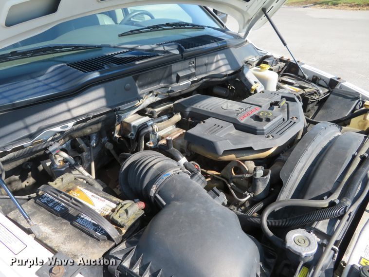 image for item DI3755 2008 Dodge Ram 5550HD  utility truck