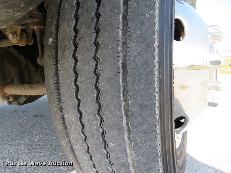 image for item DI3755 2008 Dodge Ram 5550HD  utility truck