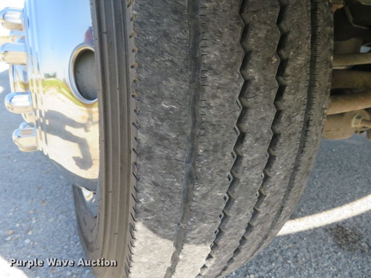 image for item DI3755 2008 Dodge Ram 5550HD  utility truck