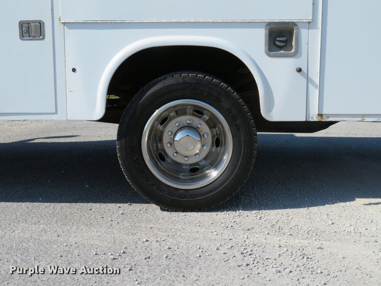 image for item DI3755 2008 Dodge Ram 5550HD  utility truck