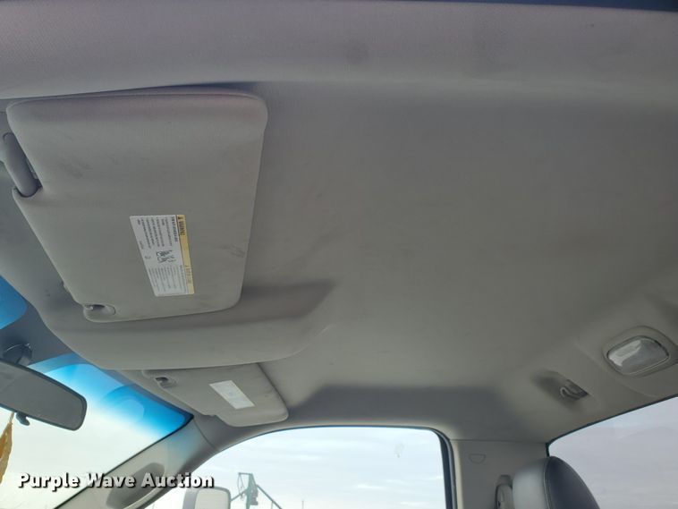 image for item DI5008 2015 Dodge Ram 5500HD  truck cab and chassis