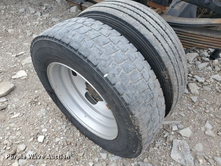 image for item DI5008 2015 Dodge Ram 5500HD  truck cab and chassis