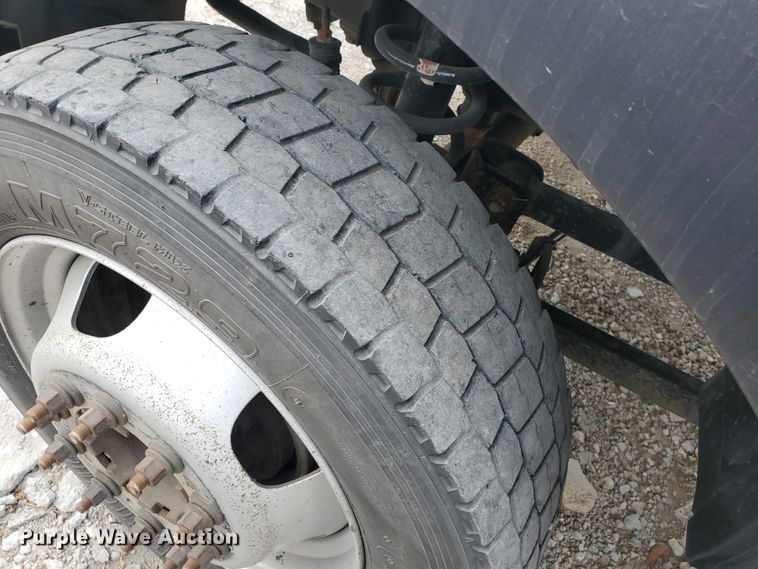 image for item DI5008 2015 Dodge Ram 5500HD  truck cab and chassis