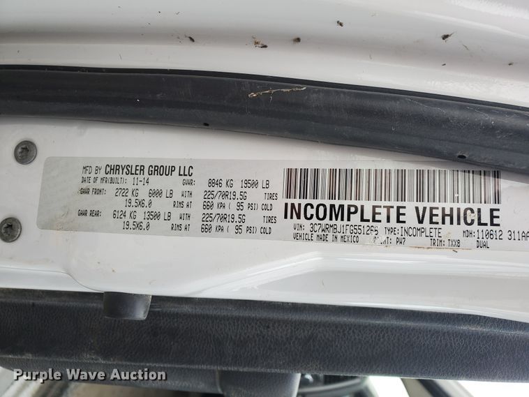 image for item DI5008 2015 Dodge Ram 5500HD  truck cab and chassis