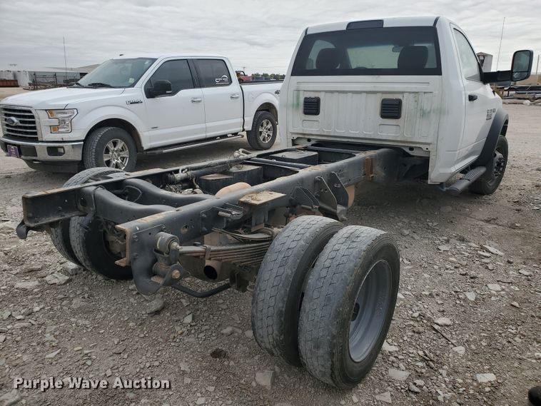 image for item DI5010 2015 Dodge Ram 5500HD  truck cab and chassis
