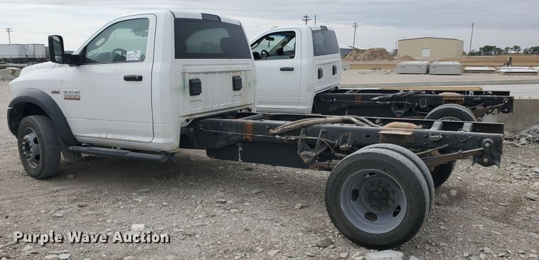 image for item DI5010 2015 Dodge Ram 5500HD  truck cab and chassis