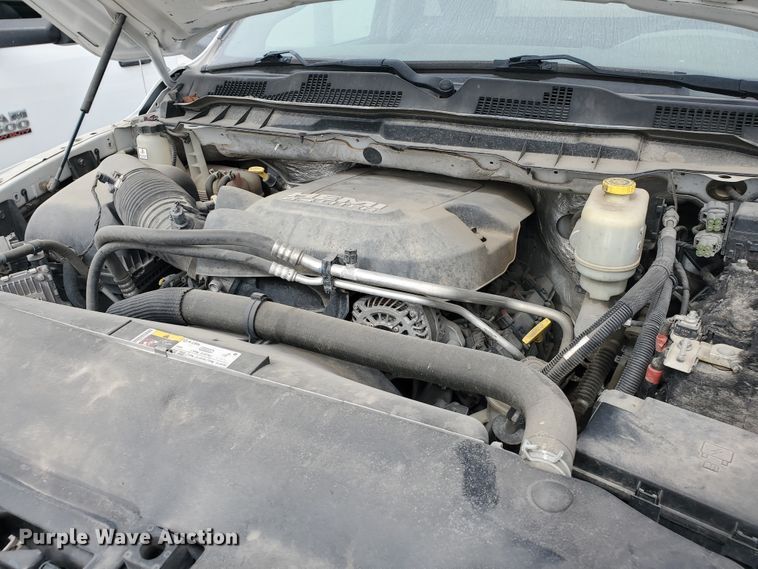 image for item DI5010 2015 Dodge Ram 5500HD  truck cab and chassis