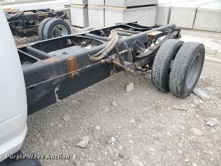 image for item DI5010 2015 Dodge Ram 5500HD  truck cab and chassis