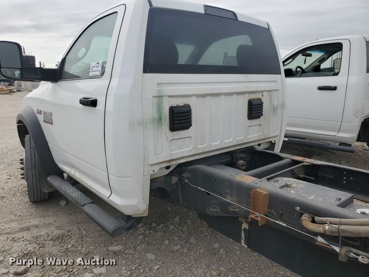image for item DI5010 2015 Dodge Ram 5500HD  truck cab and chassis