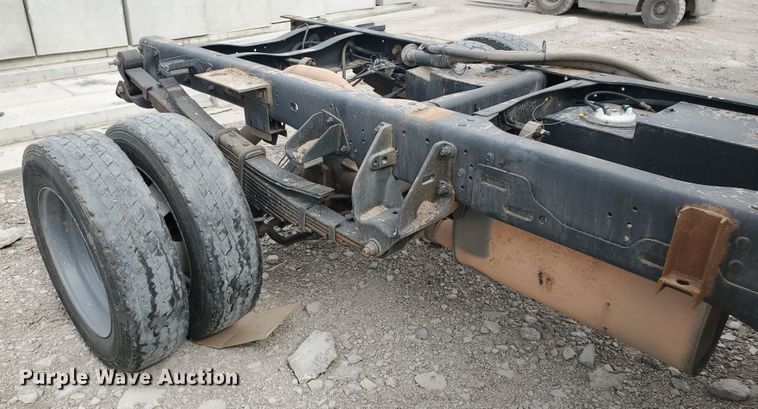 image for item DI5010 2015 Dodge Ram 5500HD  truck cab and chassis