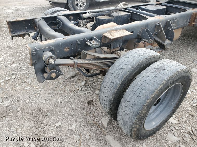 image for item DI5010 2015 Dodge Ram 5500HD  truck cab and chassis