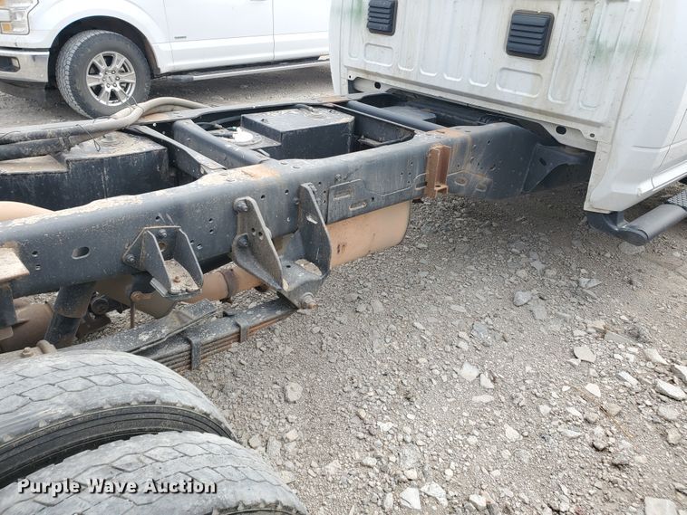 image for item DI5010 2015 Dodge Ram 5500HD  truck cab and chassis