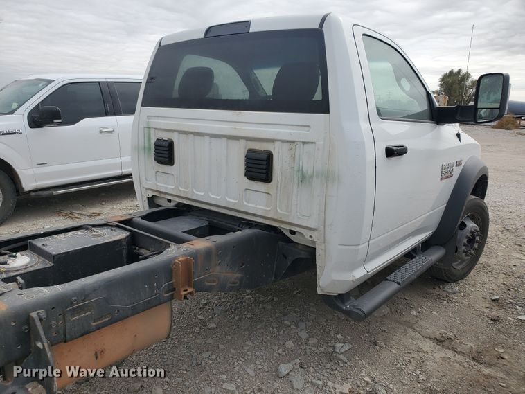 image for item DI5010 2015 Dodge Ram 5500HD  truck cab and chassis