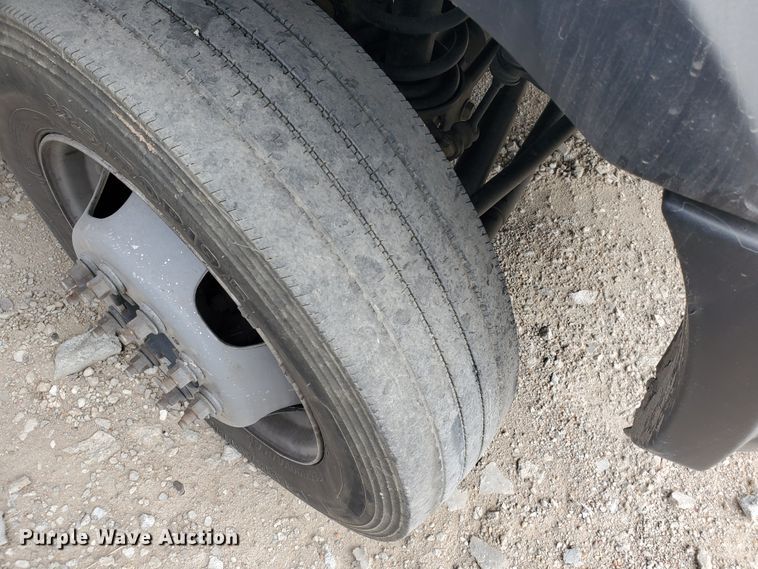 image for item DI5010 2015 Dodge Ram 5500HD  truck cab and chassis