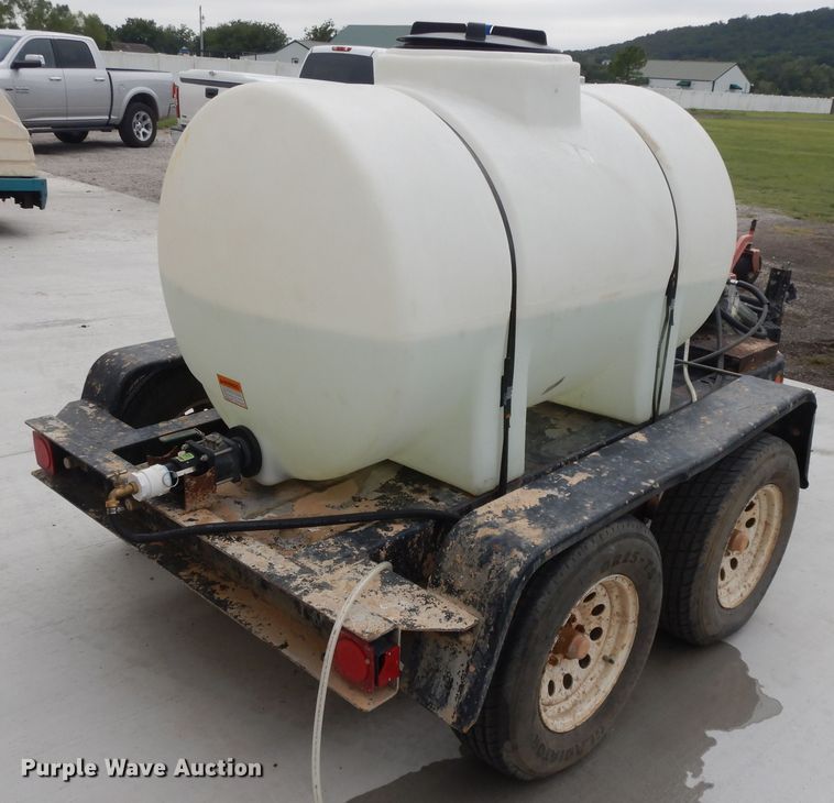 image for item DI7729 2006 Multiquip pressure washer trailer