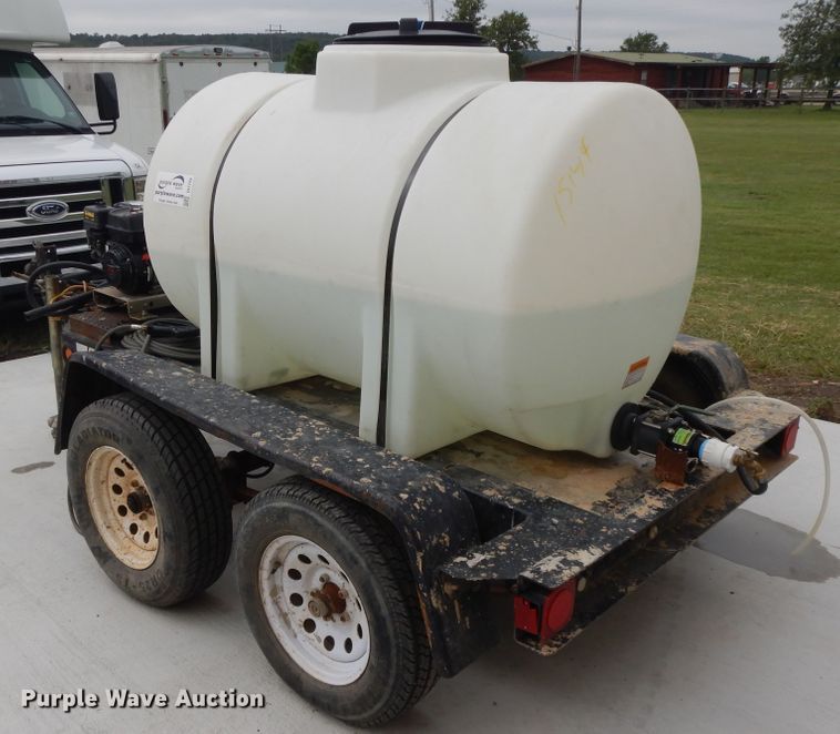 image for item DI7729 2006 Multiquip pressure washer trailer