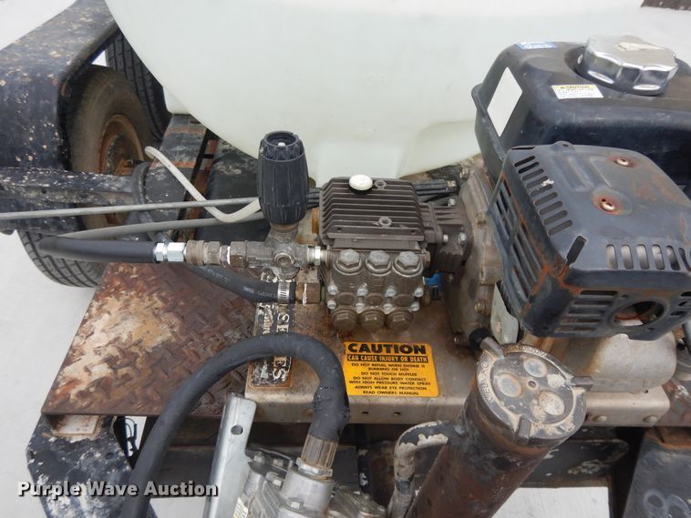 image for item DI7729 2006 Multiquip pressure washer trailer