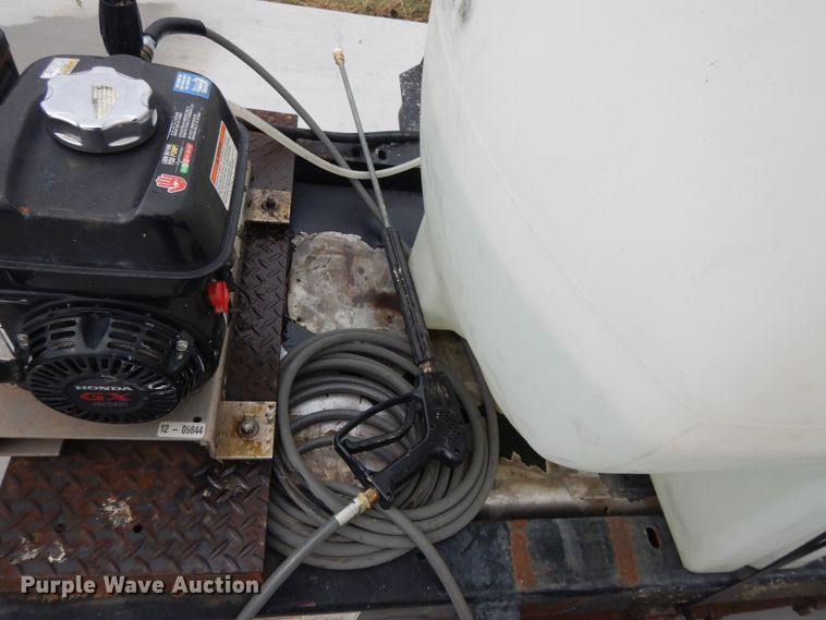 image for item DI7729 2006 Multiquip pressure washer trailer