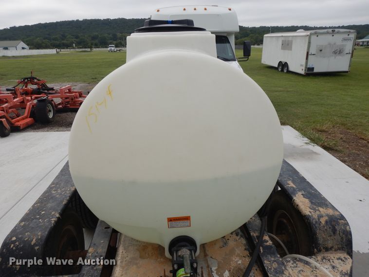 image for item DI7729 2006 Multiquip pressure washer trailer