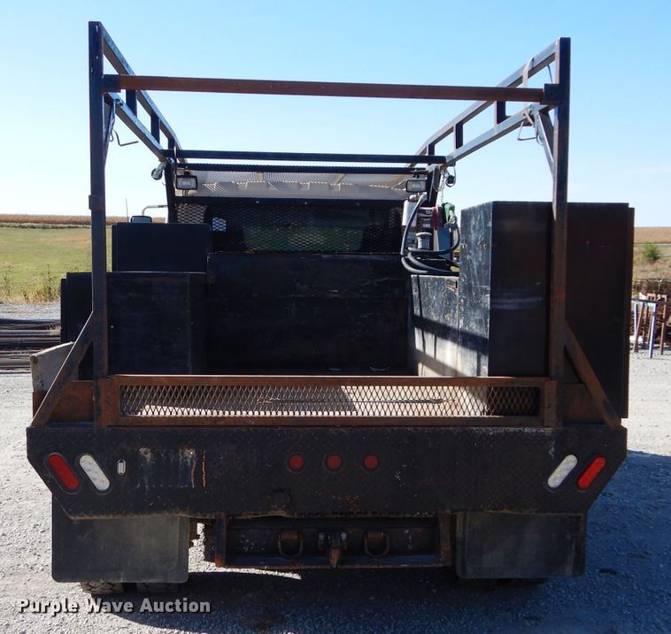 image for item DI8331 2013 International TerraStar  Crew Cab flatbed truck