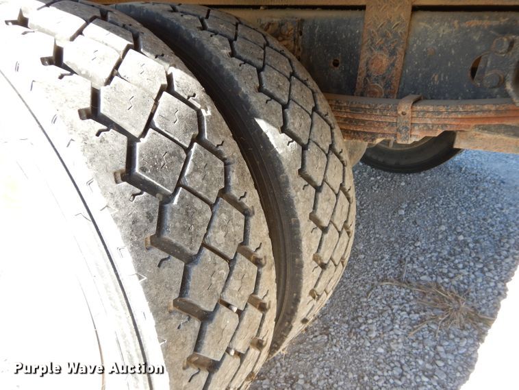 image for item DI8331 2013 International TerraStar  Crew Cab flatbed truck