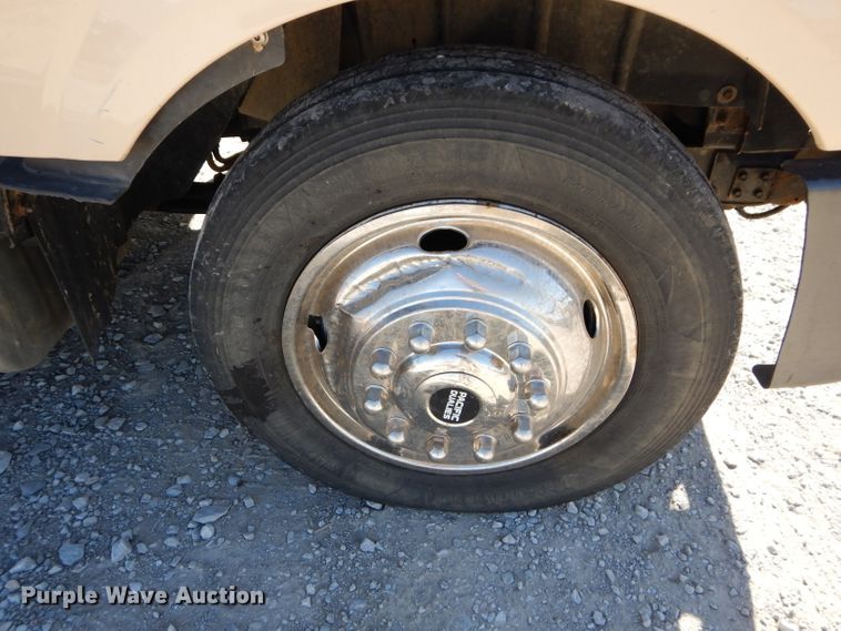 image for item DI8331 2013 International TerraStar  Crew Cab flatbed truck