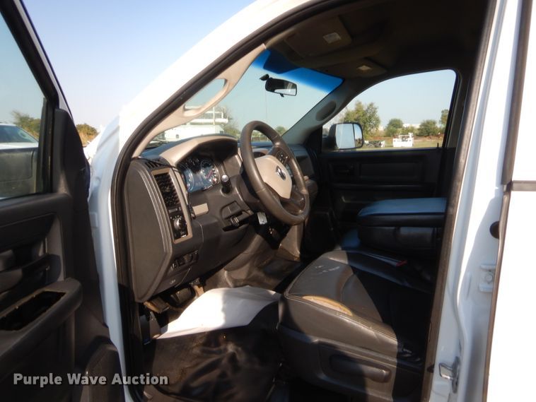 image for item DJ2045 2012 Dodge Ram 4500  Crew Cab flatbed truck