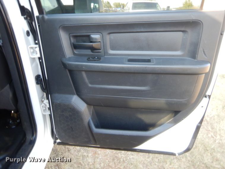 image for item DJ2045 2012 Dodge Ram 4500  Crew Cab flatbed truck