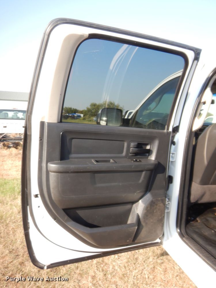 image for item DJ2045 2012 Dodge Ram 4500  Crew Cab flatbed truck