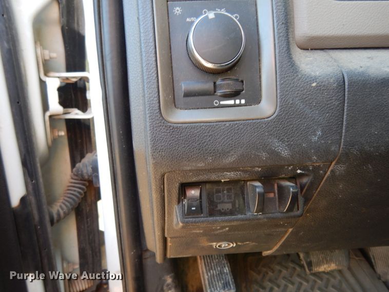 image for item DJ6593 2012 Dodge Ram 4500  Crew Cab flatbed truck