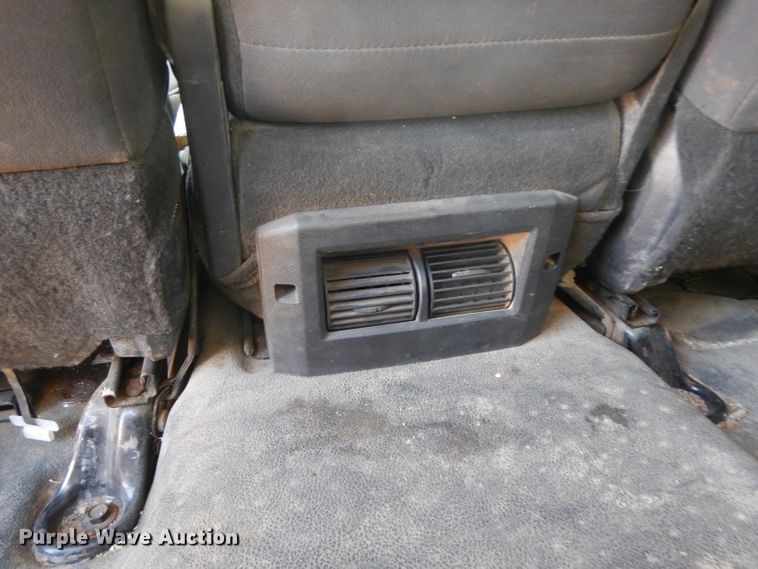 image for item DJ6593 2012 Dodge Ram 4500  Crew Cab flatbed truck