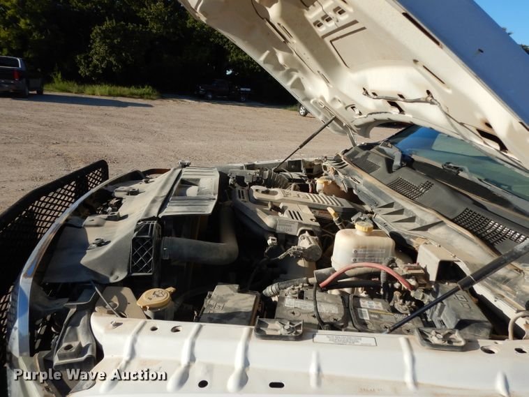 image for item DJ6593 2012 Dodge Ram 4500  Crew Cab flatbed truck