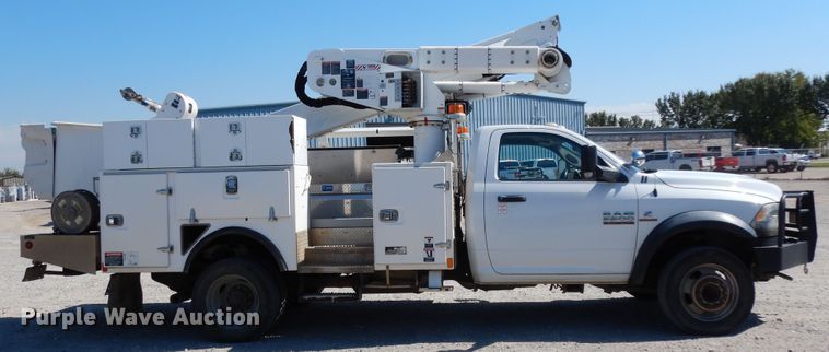 image for item DJ6607 2015 Dodge Ram 5500  bucket truck
