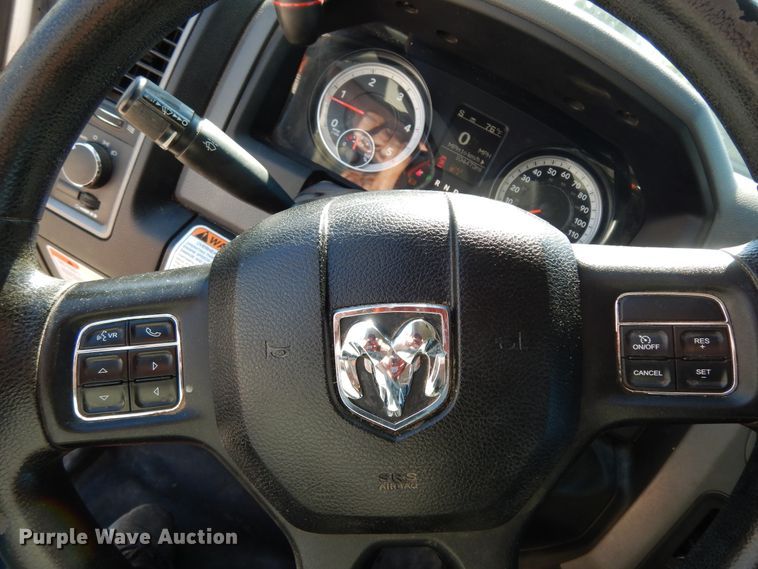 image for item DJ6607 2015 Dodge Ram 5500  bucket truck