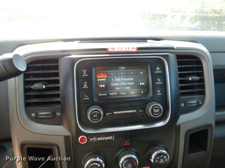 image for item DJ6607 2015 Dodge Ram 5500  bucket truck