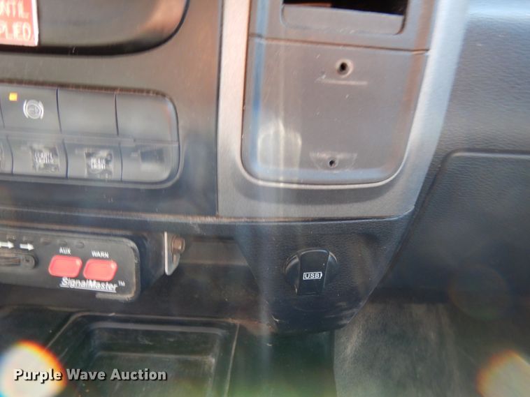 image for item DJ6607 2015 Dodge Ram 5500  bucket truck